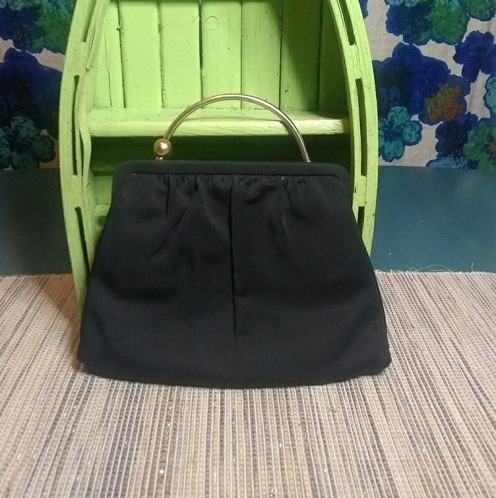 Cute unique bead lock purse